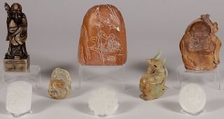 EIGHT CHINESE CARVED JADE & HARDSTONE ITEMS