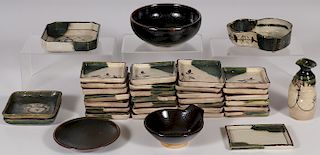 36 PIECES OF JAPANESE ORIBE POTTERY, 19TH CENTURY