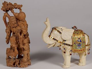 A PAIR OF CHINESE CARVED SCULPTURES