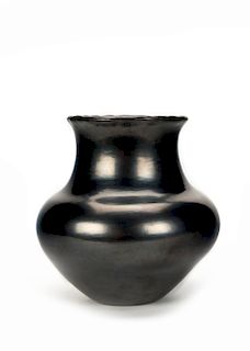Maria Martinez (1887-1980), Black Vase
