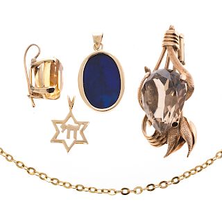 A Lady's Selection of Fine Jewelry in 14K Gold