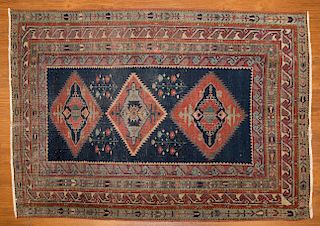 Antique Shirvan rug, approx. 2.11 x 4.2