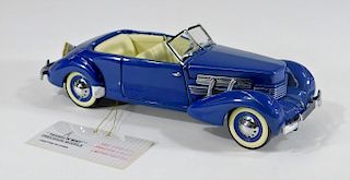 Franklin Mint 1937 Concord 812 Phaeton Coupe Model