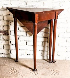 A Queen Anne Style Maple Drop-Leaf Table, Height 30 x width 31 x depth 16 1/4 inches (closed).