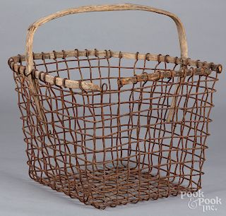 Three wire gathering baskets