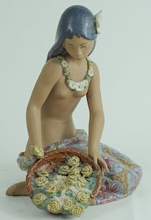 Lladro "Hawaiian Flower Vendor" Figurine 2154