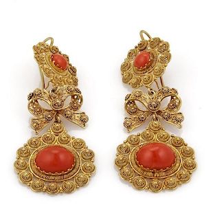 Vintage Coral 18k Gold Etruscan Design Earrings