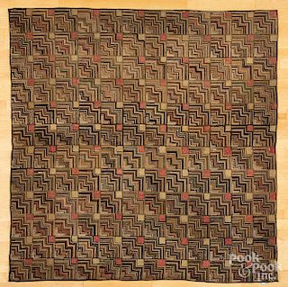 Geometric hooked rug