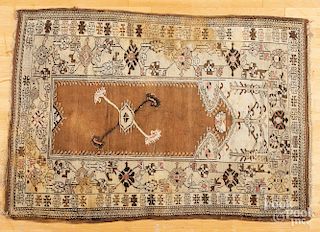 Semi antique Turkish prayer rug