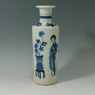 BLUE & WHITE ROULEAU VASE W/ BEAUTIES IN GARDEN. LEAF MARK. 18TH CENTURY.