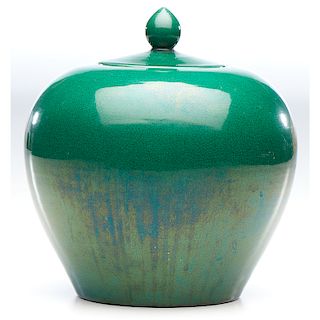 Chinese Apple Green Ginger Jar 