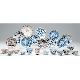 Fine Chinese Export Porcelain Cups and Saucers