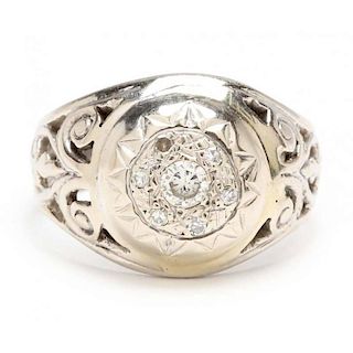 Gent's 14KT Diamond Ring