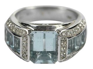 18kt. Aquamarine & Diamond Ring