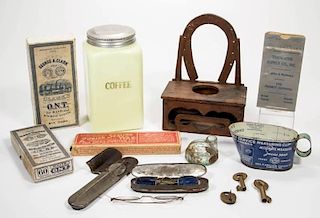 ASSORTED ADVERTISING AND OTHER COLLECTIBLES, LOT OF 14