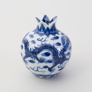 Chinese Blue and White Porcelain Pomegranate Form Vase