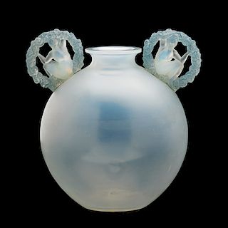 LALIQUE "Ronsard" vase
