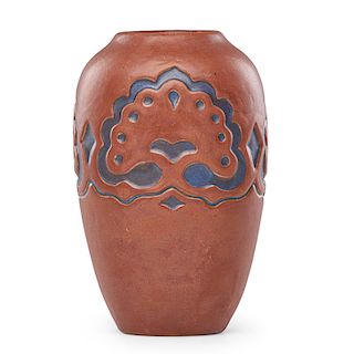 CALIFORNIA FAIENCE Vase with oak trees
