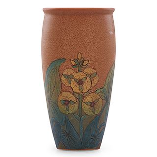 ROOKWOOD Double Vellum/Decorated Mat vase