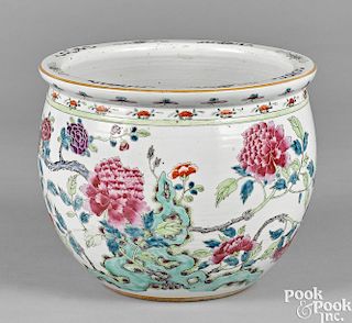 Chinese famille rose porcelain jardinière