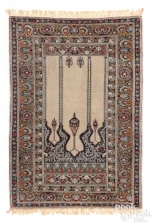 Semi-antique Turkish prayer rug