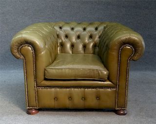 TUFTED BACK CLUB CHAIR IN GREEN LEATHER