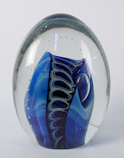 Robert Eickholt art glass paperweight
