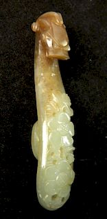19th c. Chinese carved jade garment hook