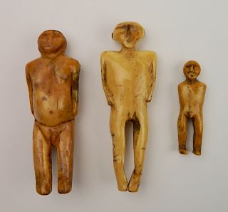 18th c. Eskimo carved ivory figurines