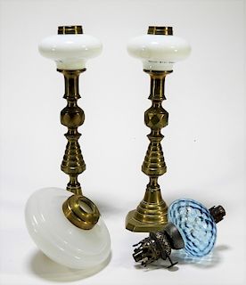 4PC 19C Brass Clam Broth Glass Peg Lamps