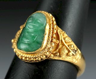 18th C. Chinese Jade & 24K Gold Ring - 7.7 g
