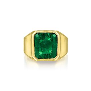 A Colombian Emerald Gentleman's Ring