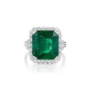 An 8.07-Carat Colombian Emerald and Diamond Platinum Ring