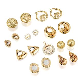 A Group of 14K Gold Jewelry