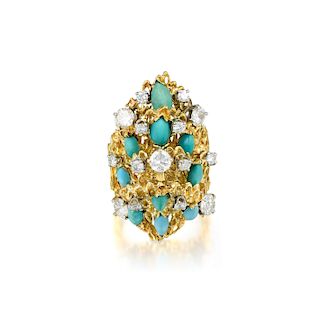 An 18K Gold Diamond and Turquoise Ring