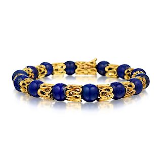 An 18K Gold Lapis Lazuli Bracelet