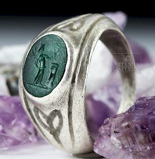 Wearable Roman Silver Ring w/ Jasper Intaglio - 9.1 g