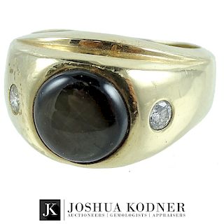 Vintage Mens 14K Black Star Sapphire Diamond Ring.
