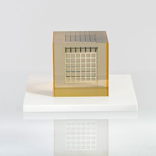 'Deformazione ottico-dinamica - cubo, serie a reticolo L', 1959-63