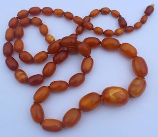 JEWELRY. Butterscotch Amber Beaded Necklace.