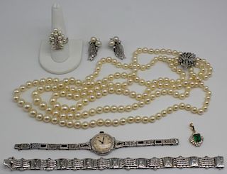 JEWELERY. Assorted Gold Jewelry Grouping.