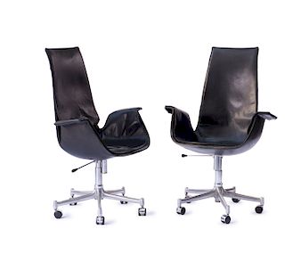 Two 'Tulip' - 'FK 6725' desk chairs, 1964