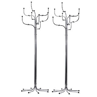 Two 'Serie 9' coat stands, 1971