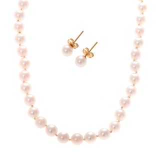A Pearl Necklace & Matching Earrings in 18K & 14K