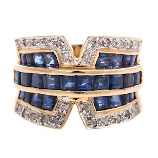 A Lady's Sapphire & Diamond Ring in 14K Gold