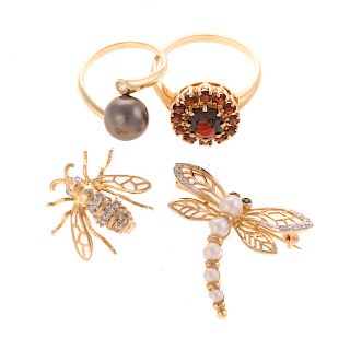 A Pair of Gold Rings & 2 Bug Pins in Gold