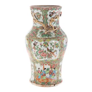 Chinese Export Rose Medallion vase