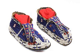 Pair of Fully Beaded Sioux Beaded Ceremonial Moccasins Length 8 1/4 inches
