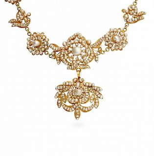 Popular choker in gold in filigree and seed pearls Gargantilla popular en oro en filigrana y perlas de aljófar
