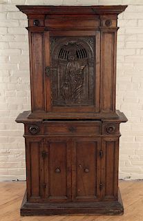 19TH CENTURY CONTINENTAL CARVED WALNUT CABINET